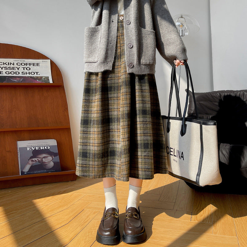 Retro Mori Style Woolen Plaid Skirt